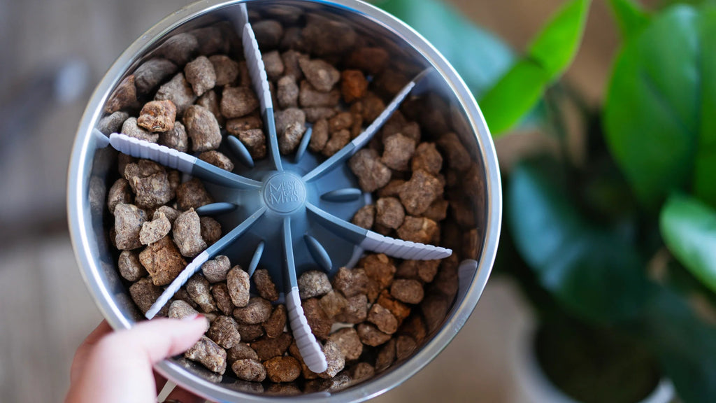 Universal Slow Feeder Bowl Insert with Suction, 7.5"