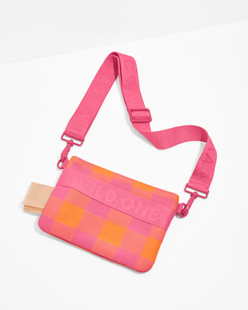 Wild One Treat Pouch, Limited Edition, IM Cosmopolitan Pink