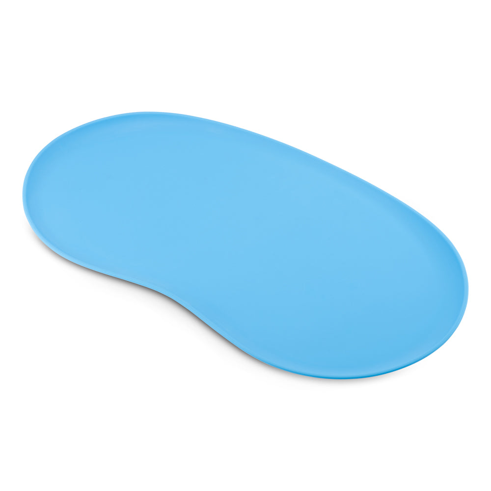 BECO non-slip placemat in blue with raised edges for pet feeding